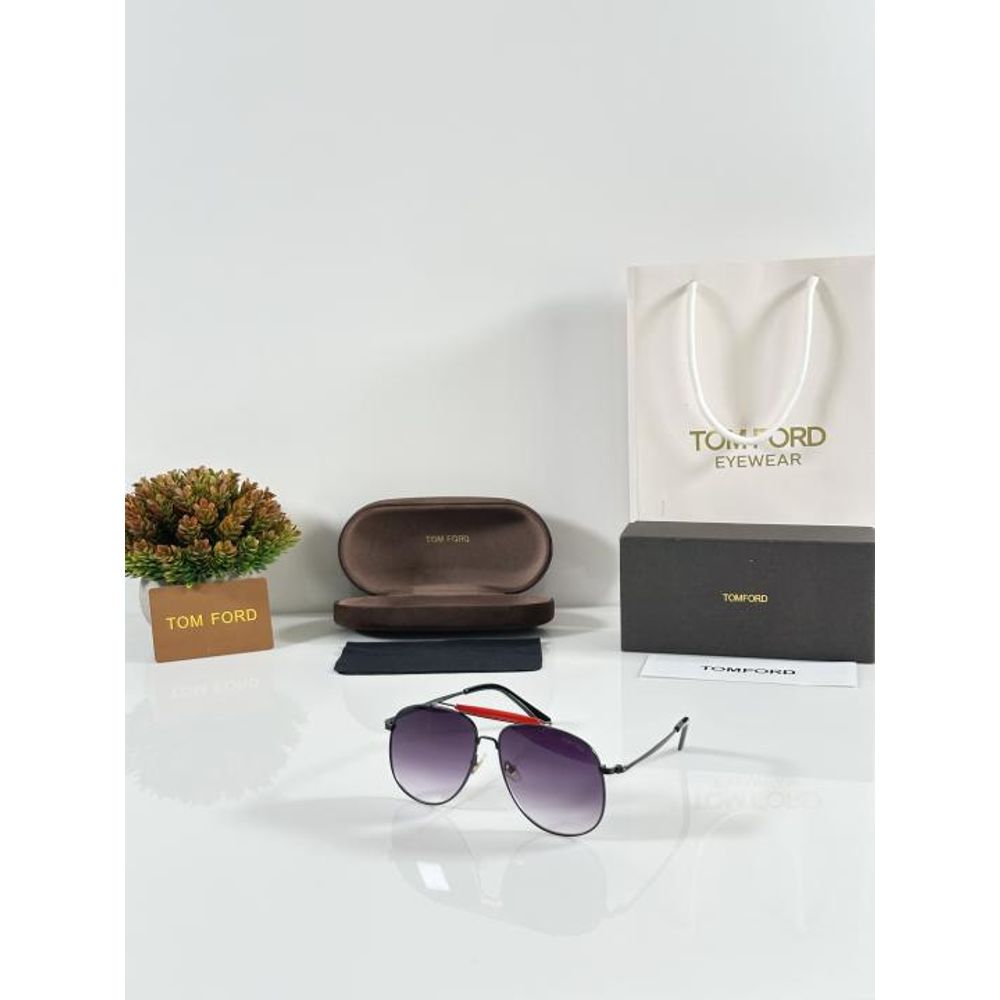 Tom forr 557 Black DC