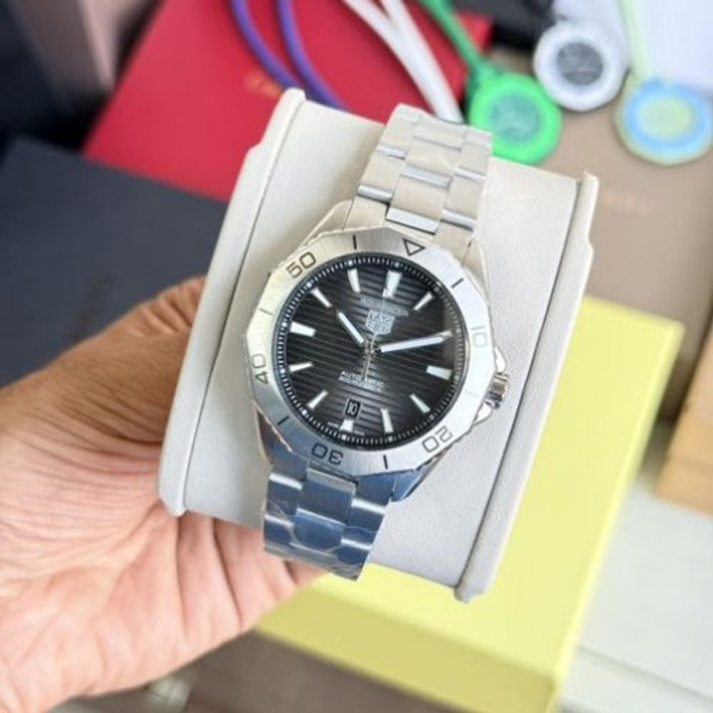 Tag Huer Aqua Racer Professional 200