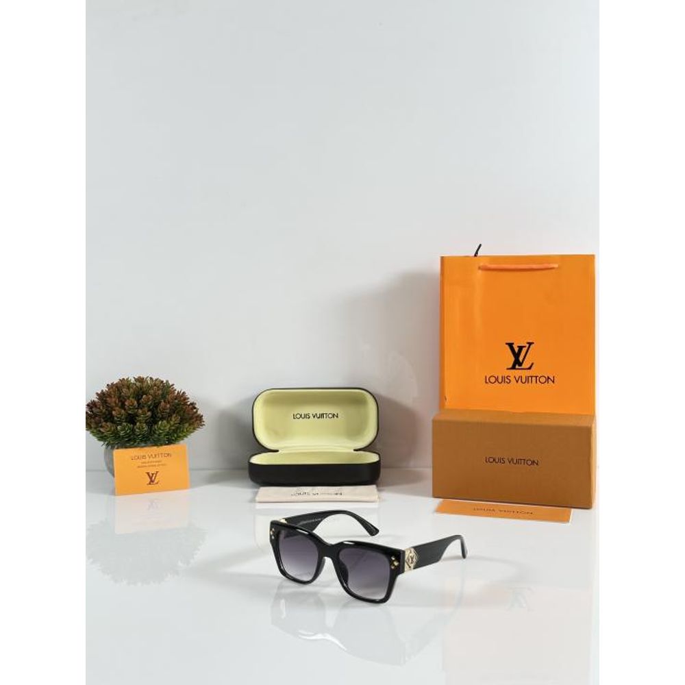 LV 0767 Black DC