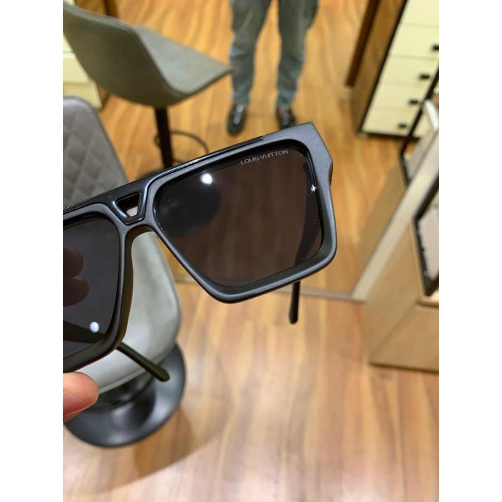 Loius vutton_1502_full_black