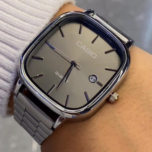 CASIO VINTAGE CLASSIC WATCH