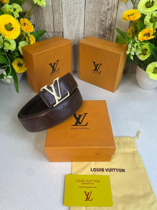 Louis_Vuitton Embose brown belt wid og box