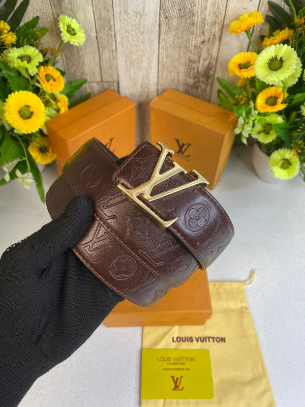 Louis_Vuitton Embose brown belt wid og box