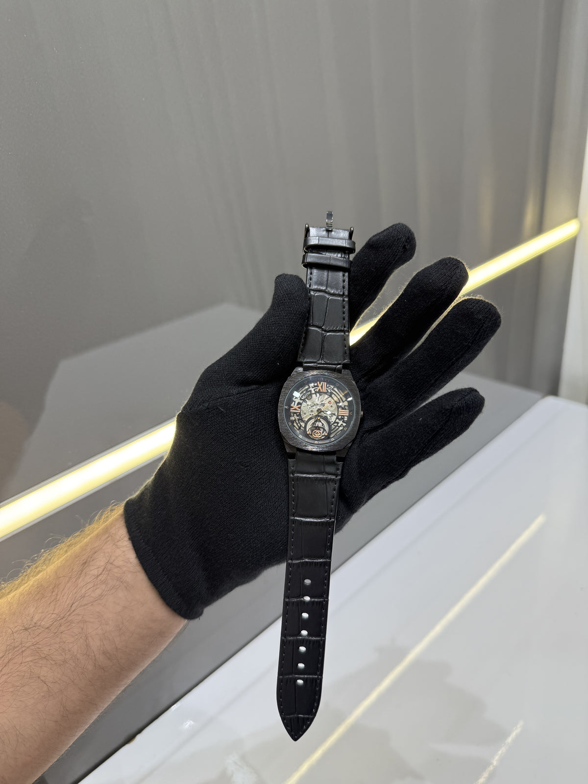 GUCHI PREMIUM WATCH
