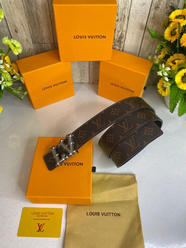LOUIS_VUITTON PREMIUM BELT WID OG BOX DUST BAG CARD ALL ACCESSORIES 156