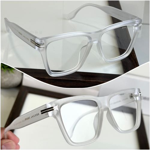 MARCJACOBS FRAME D-139