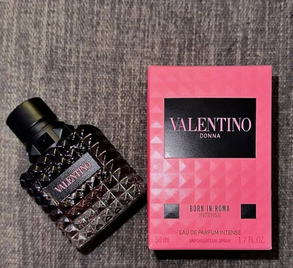 VALENNTIO BORN IN ROMA INTENSE