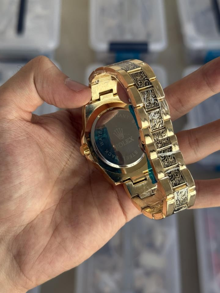 Role x Vintage Gold Blue Quartz