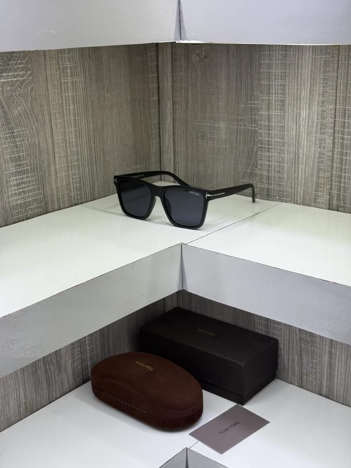 TomFord 395 Matt black