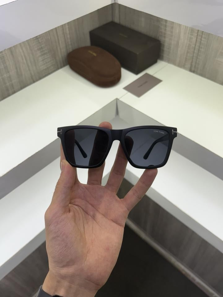 TomFord 395 Matt black