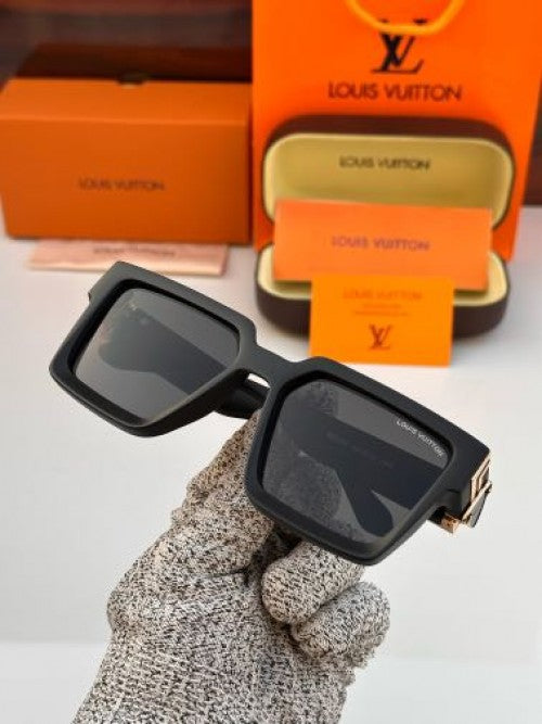 Loui_s Vuitton D-223