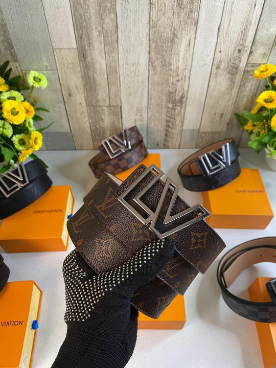 LOUIS_VUITTON BELT WID OG BOX 160