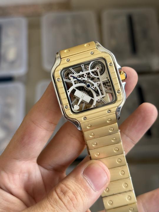 Cartie r Santos Skeleton Quartz
