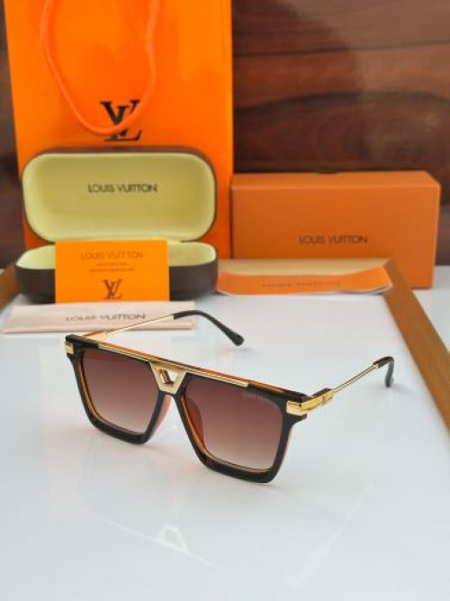 LOUI_S vuitton sunglas D-445
