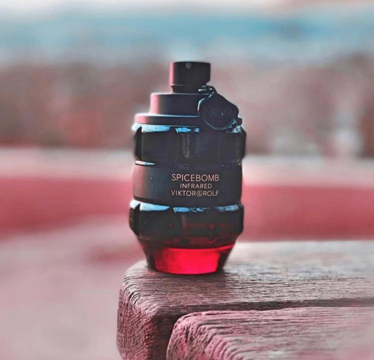 VIKTOR & ROLF SPICEBOMB INFRARED
