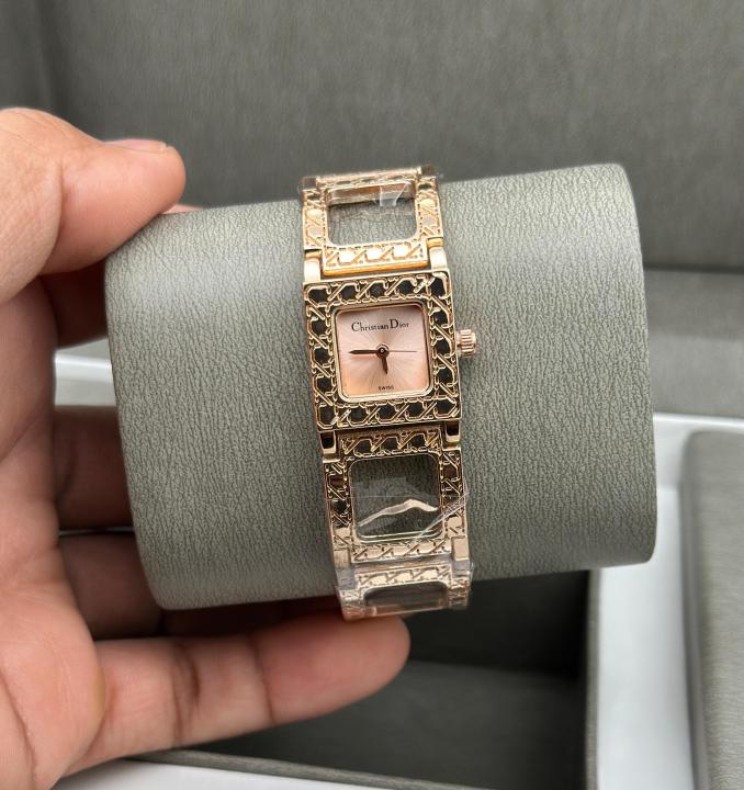 Christian_Dior_Square_Rosegold