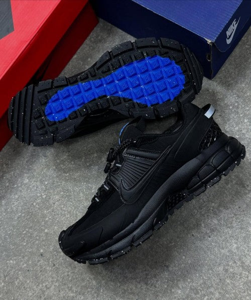 Zoom Vomero 5 Roam Triple Black As3 437