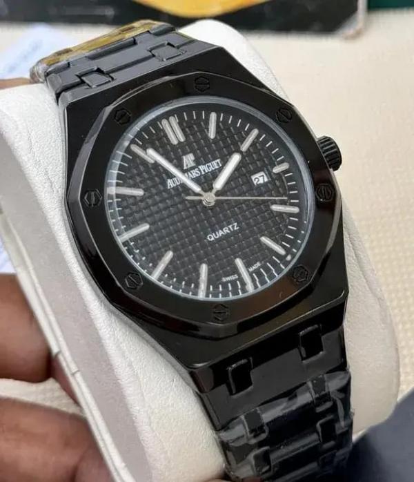 AUDEMARS_PIGUET_QUARTZ_BLACK_277