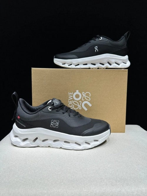 On cloud X loewe black white sneaker 459
