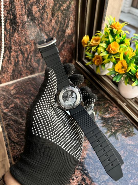 Roger_Dubuis Automatic Premium W35