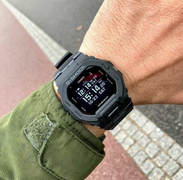 CASIO G-SHOCK GBD-200 SM