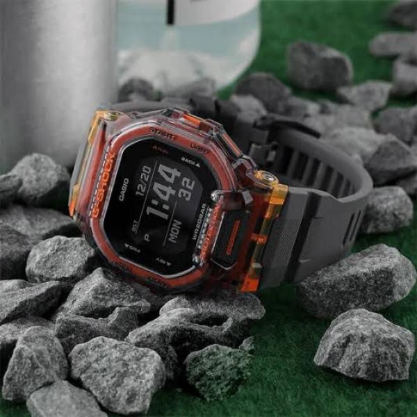 CASIO G- SHOCK GBD-200 SM
