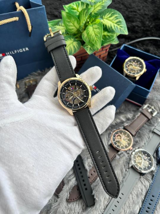 Tommy_Hilfiger Leather Gold Black Automatic W129