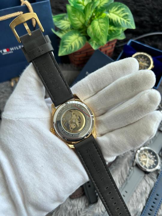 Tommy_Hilfiger Leather Gold Black Automatic W129