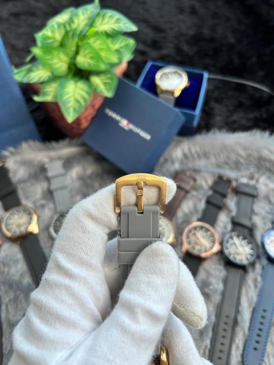 Tommy_Hilfiger Grey Gold Automatic W143