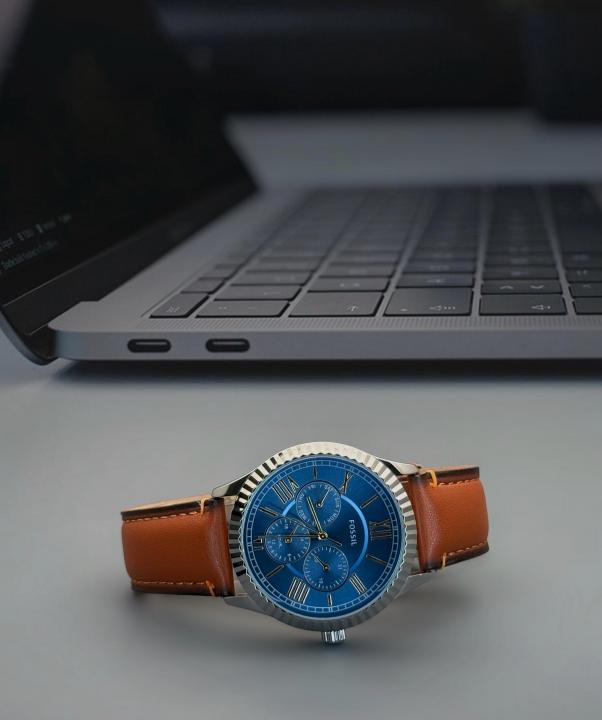 Fossi_L watch M-221