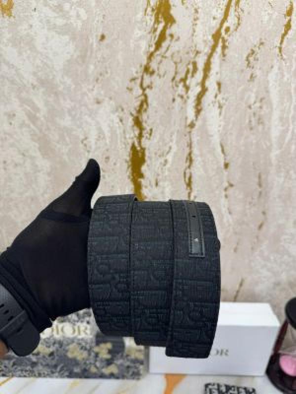 Christian_Dior_Oblique_Belt_Set_with_Buckle_And_Wallet_with_Box_And_Dust_Bag_Including_Carry_Bag_(D65-2)