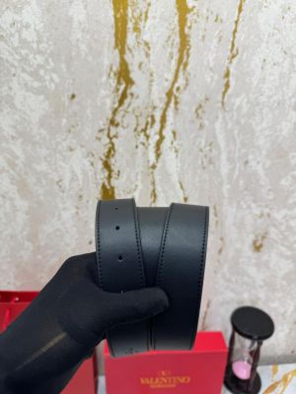 Valentin_o Garavani Reversible V-Logo Signature Belt Set with Box And Dust Bag Including Carry Bag (V10-Black)
