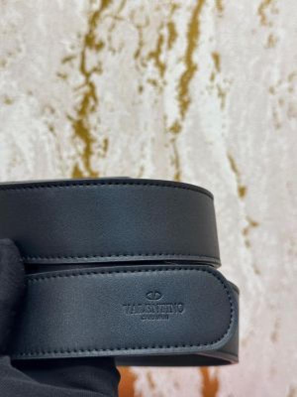 Valentin_o Garavani Reversible V-Logo Signature Belt Set with Box And Dust Bag Including Carry Bag (V10-Black)