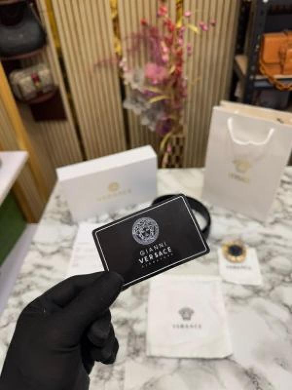 VERSACE_BELT_COMBO_PREMIUM_QUALITY_WITH_OG_BOX_AND_CARRY_BAG_(VERSACE-4)