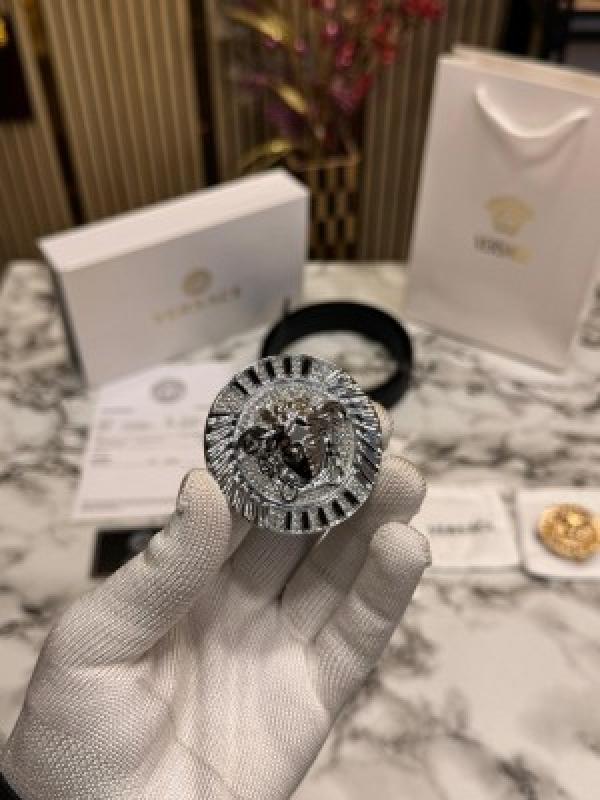 VERSACE BELT COMBO PREMIUM QUALITY WITH OG BOX DUST BAG CARRY BAG VE NO 6