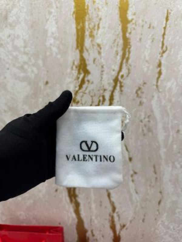 Valentino_Garavani_V-Shaped_Premium_Belt_Combo_With_Box_Dust_Bag_Includes_CarryBag_(V12)