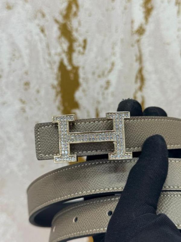 HERME_S PREMIUM BELT WITH OG BOX DUST BAG H49-KHAKI