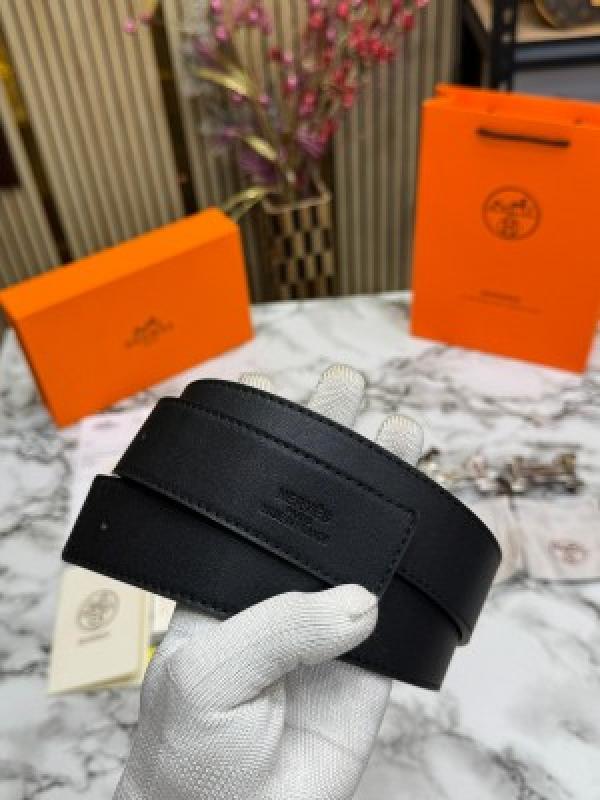 HERME_S BELT COMBO  WITH CARRY BAG AND DUST BAG WITH CARD AND BILL WITH OG BOX HS-9