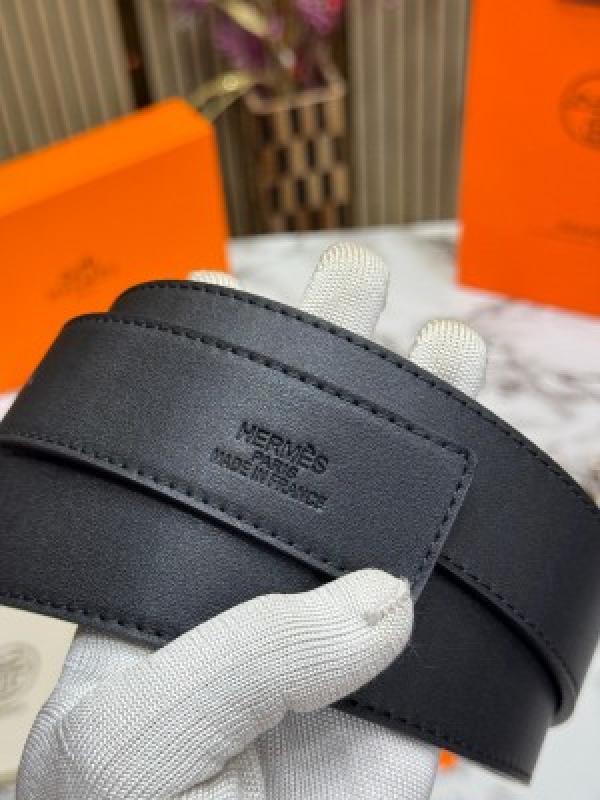 HERME_S BELT COMBO  WITH CARRY BAG AND DUST BAG WITH CARD AND BILL WITH OG BOX HS-9