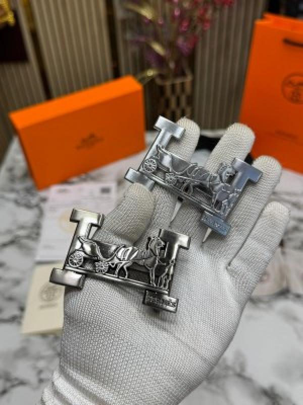 HERME_S BELT COMBO  WITH CARRY BAG AND DUST BAG WITH CARD AND BILL WITH OG BOX HS-9