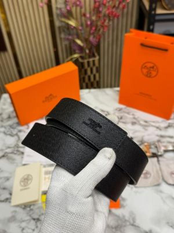 HERME_S BELT COMBO  WITH CARRY BAG AND DUST BAG WITH CARD AND BILL WITH OG BOX HS-15