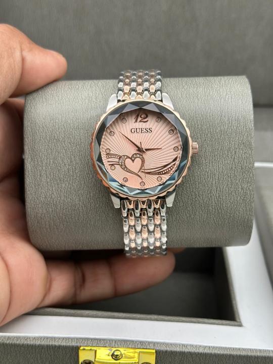 Guess Women Curve Dial Rosegold Twotone