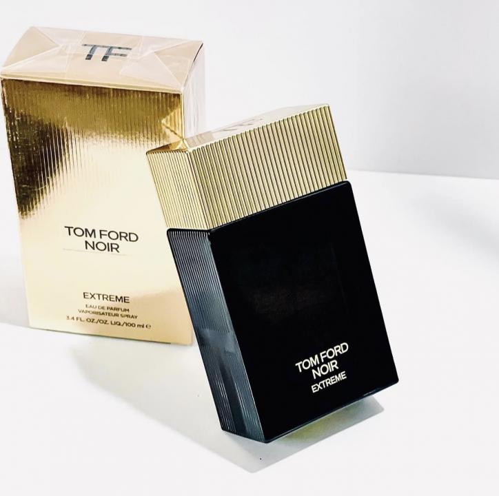 TOMFOR_D NOIR EXTREME