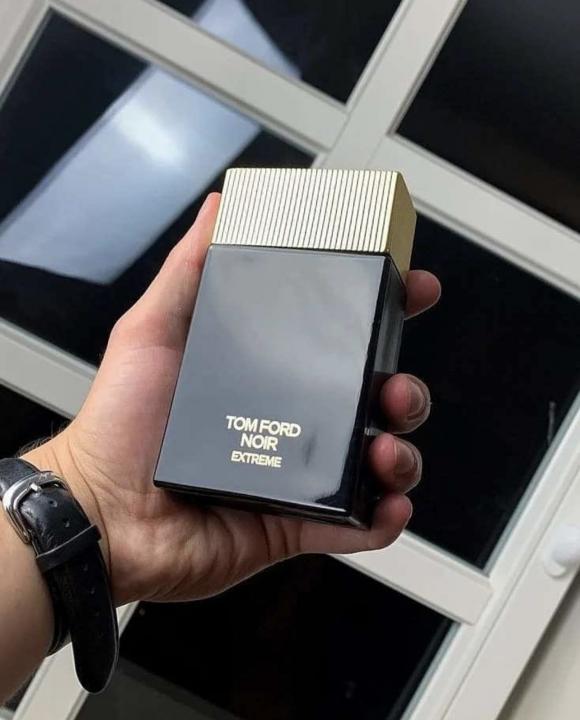 TOMFOR_D NOIR EXTREME