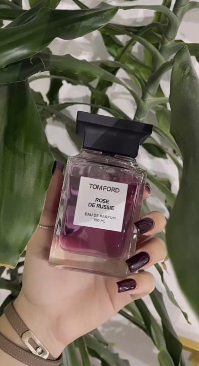 TOMFOR_D ROSE DE RUSSIE