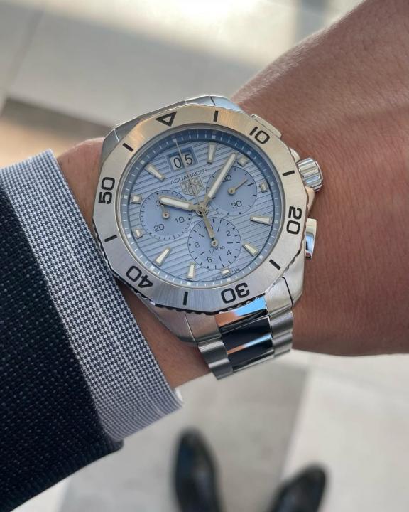 Tag Heue_r aquaracer professional 200 chronograph
