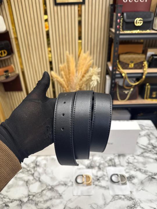 CHRISTIAN_DIOR_BELT_COMBO_PREMIUM_QUALITY_WITH_OG_BOX_AND_CARRY_BAG_(10)