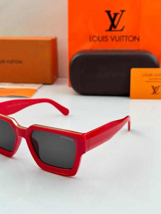 Louiis vuitton sunglass o-51