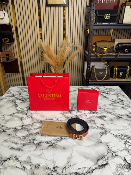 Valentino_Garavani_VLogo_Signature_belt_with_box_and_dusty_bag_including_carrybag_(V45-tan)