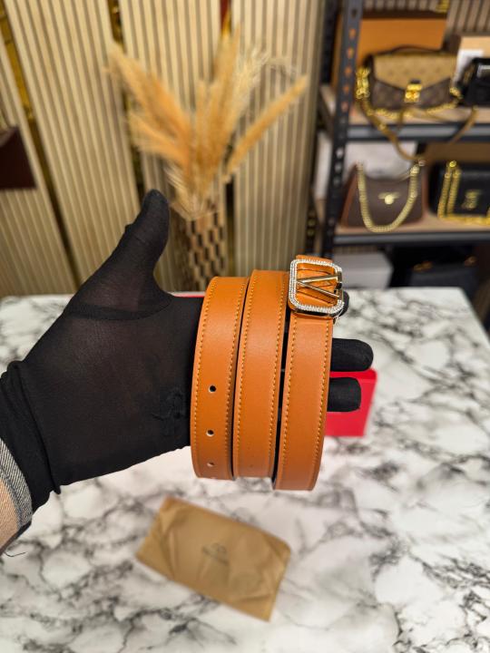 Valentino_Garavani_VLogo_Signature_belt_with_box_and_dusty_bag_including_carrybag_(V45-tan)